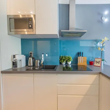 Apartamento Cozy Next To The Metro And Center Varsovia